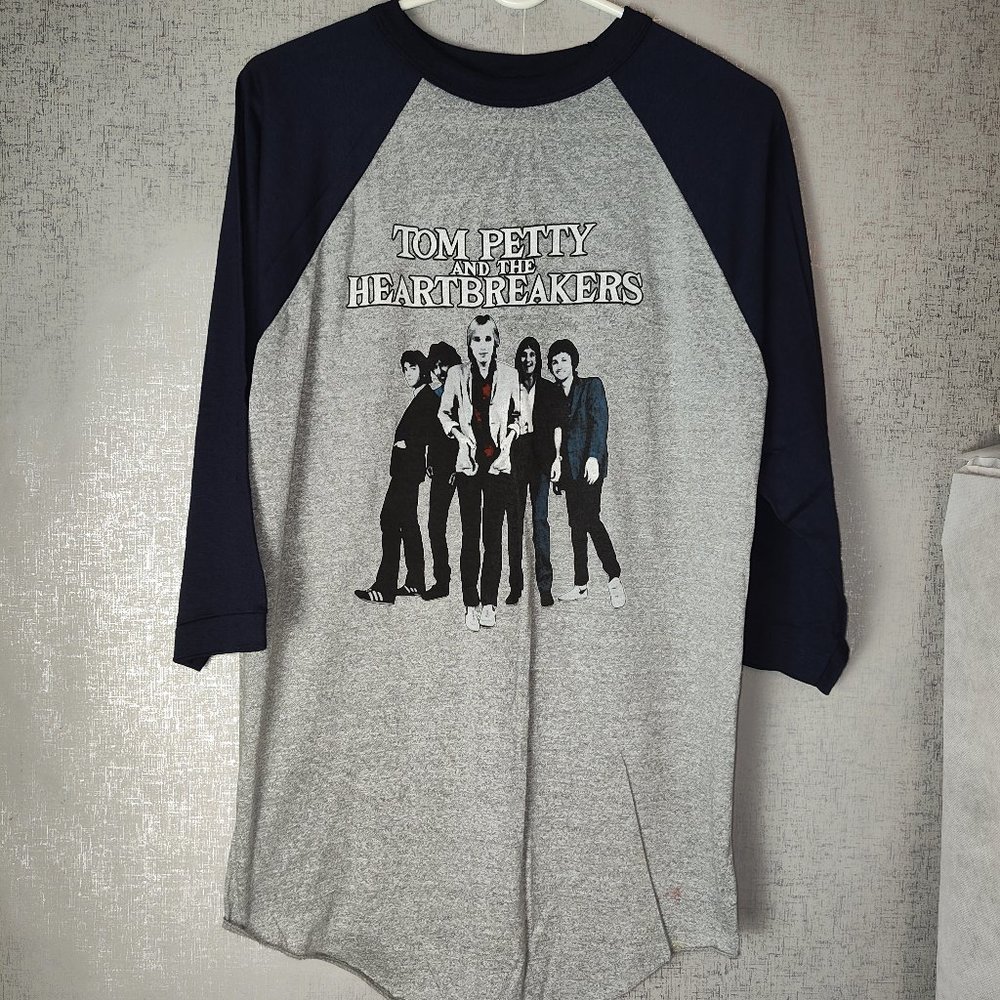 Vintage Tom Petty And The Heartbreakers Promises Tour 81 Raglan Shirt